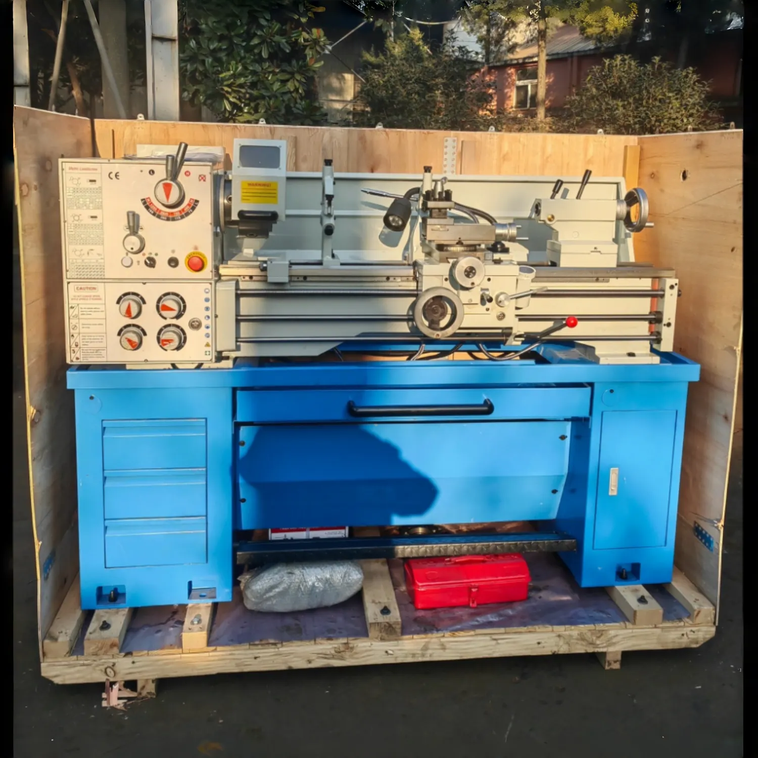C0636Ax1000 Precision Metal Bench Lathe - 14" x 40" Gear Head Gap Bed Lathe for Professional Metalworking & Maintenance