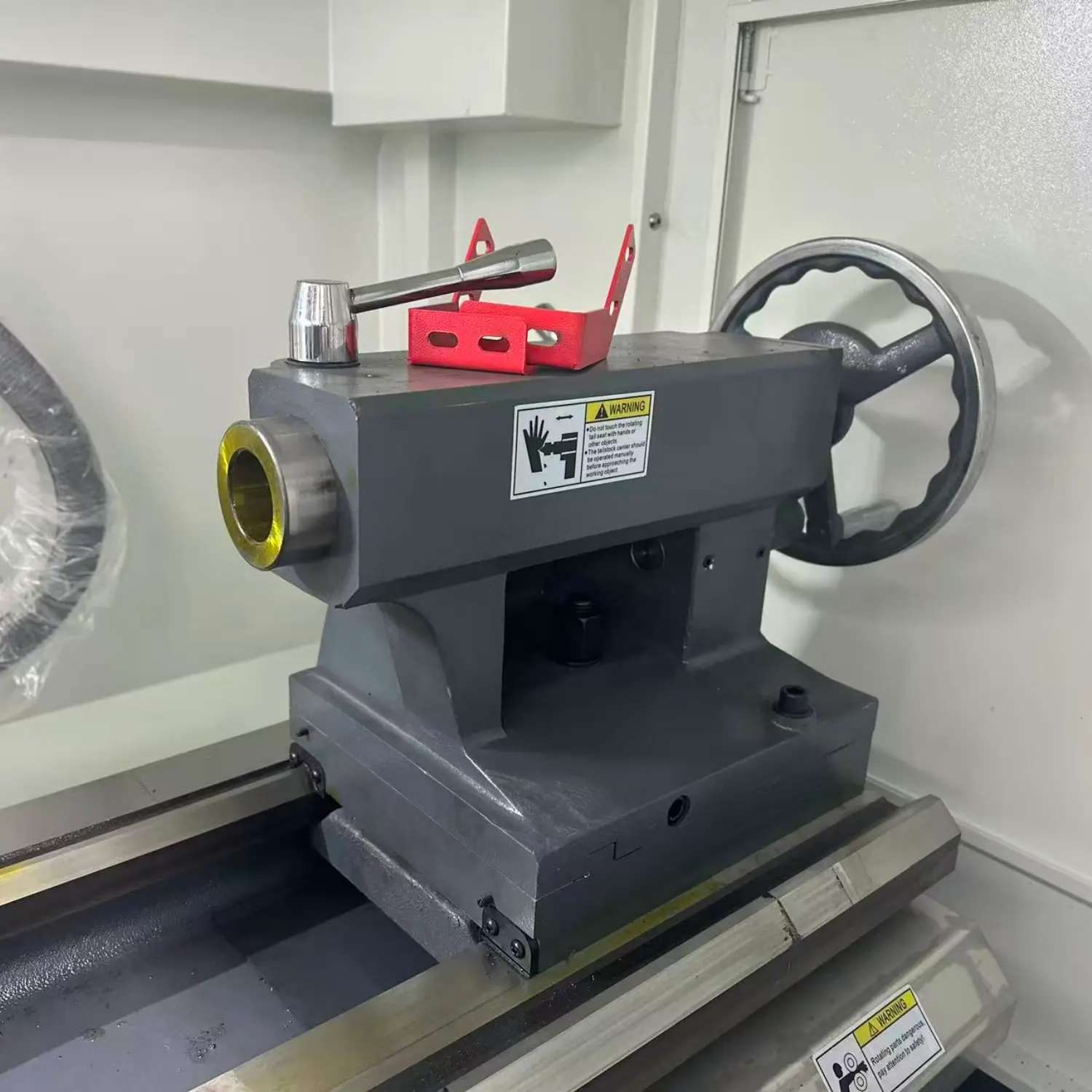 CK6150 Heavy-Duty Horizontal CNC Lathe Machine | Φ500mm Swing & 82mm Spindle Bore Turning Center - Image 7