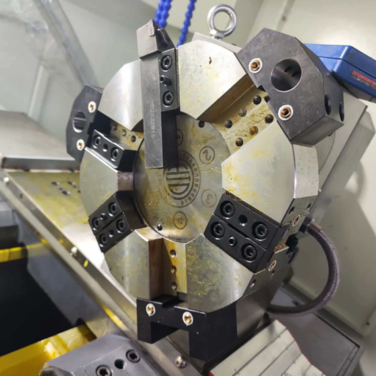 CK6163 High-Rigidity CNC Lathe Machine | Φ630mm Swing & Hydraulic Tailstock Turning Center - Image 12