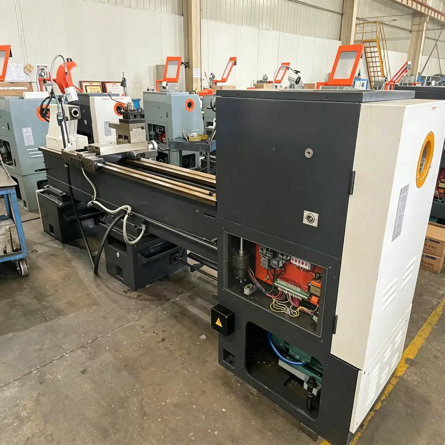 CS6266C Heavy-Duty Manual Lathe | Ø105mm Oversized Spindle Bore | 7.5kW High-Torque Industrial Conventional Lathe