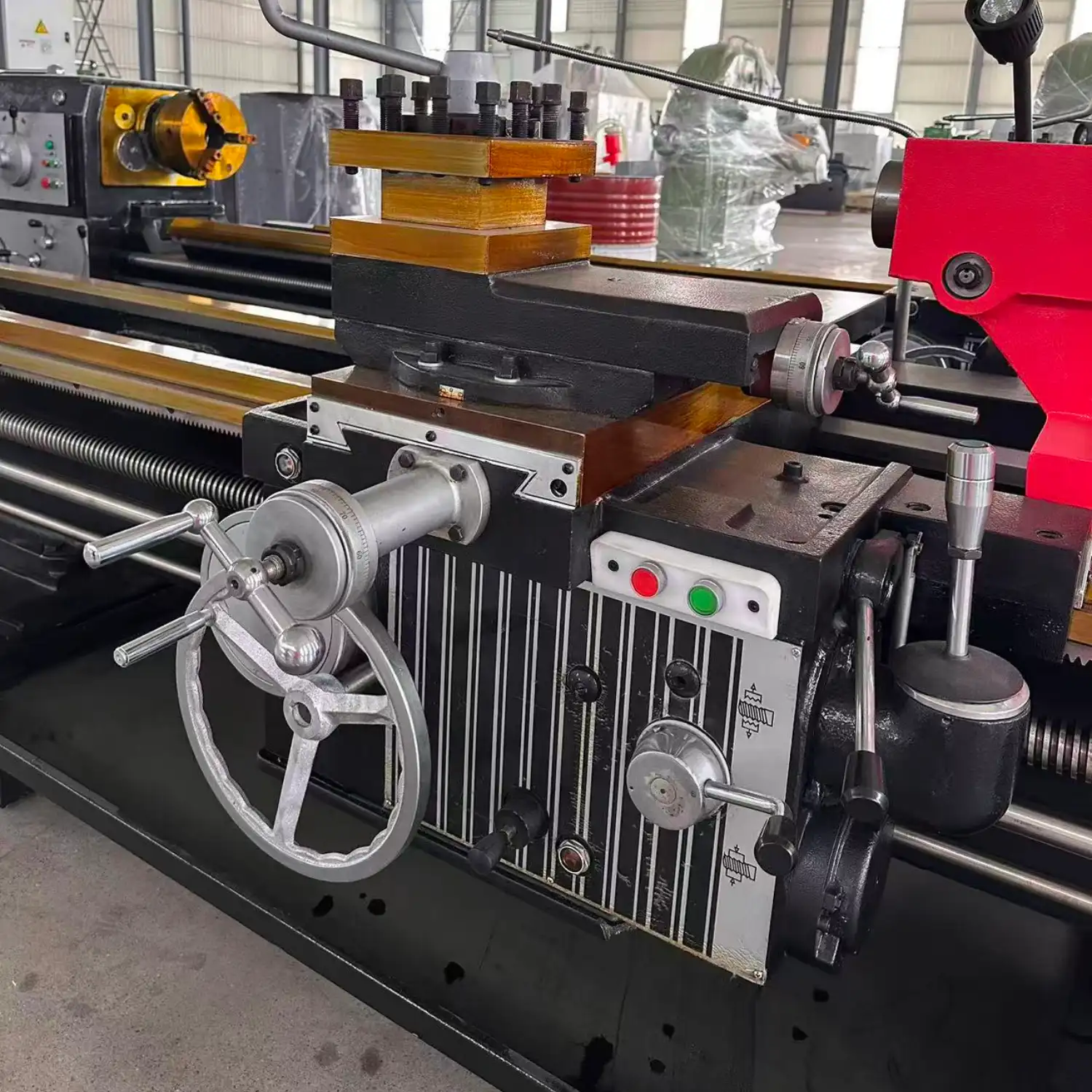 CW6163B x 3000mm Horizontal Manual Lathe | Ø105mm Spindle Bore | 11kW Heavy-Duty Power | 550mm Bedway Width