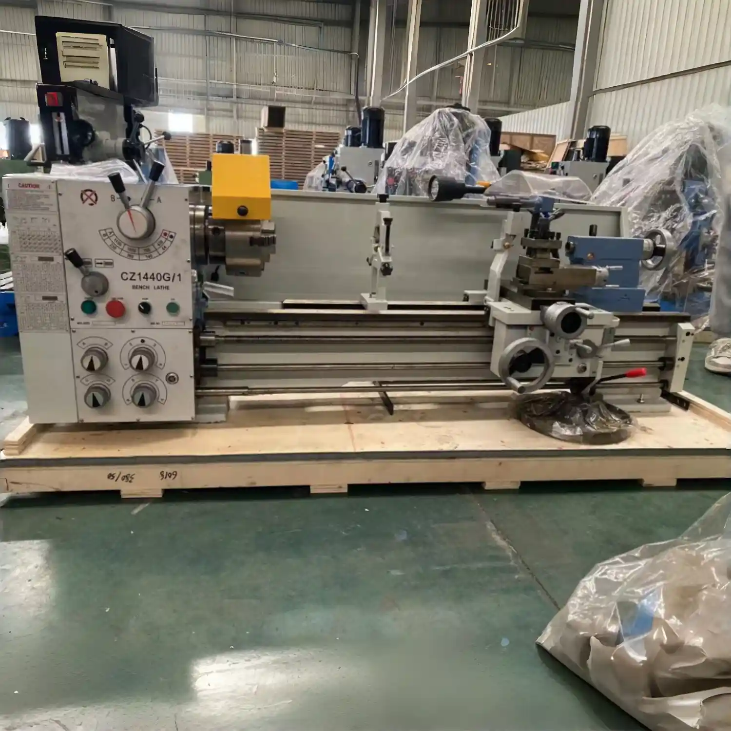 CZ1440G/1 Precision Bench Lathe | 38mm Spindle Bore & 1.5KW Reliable Motor