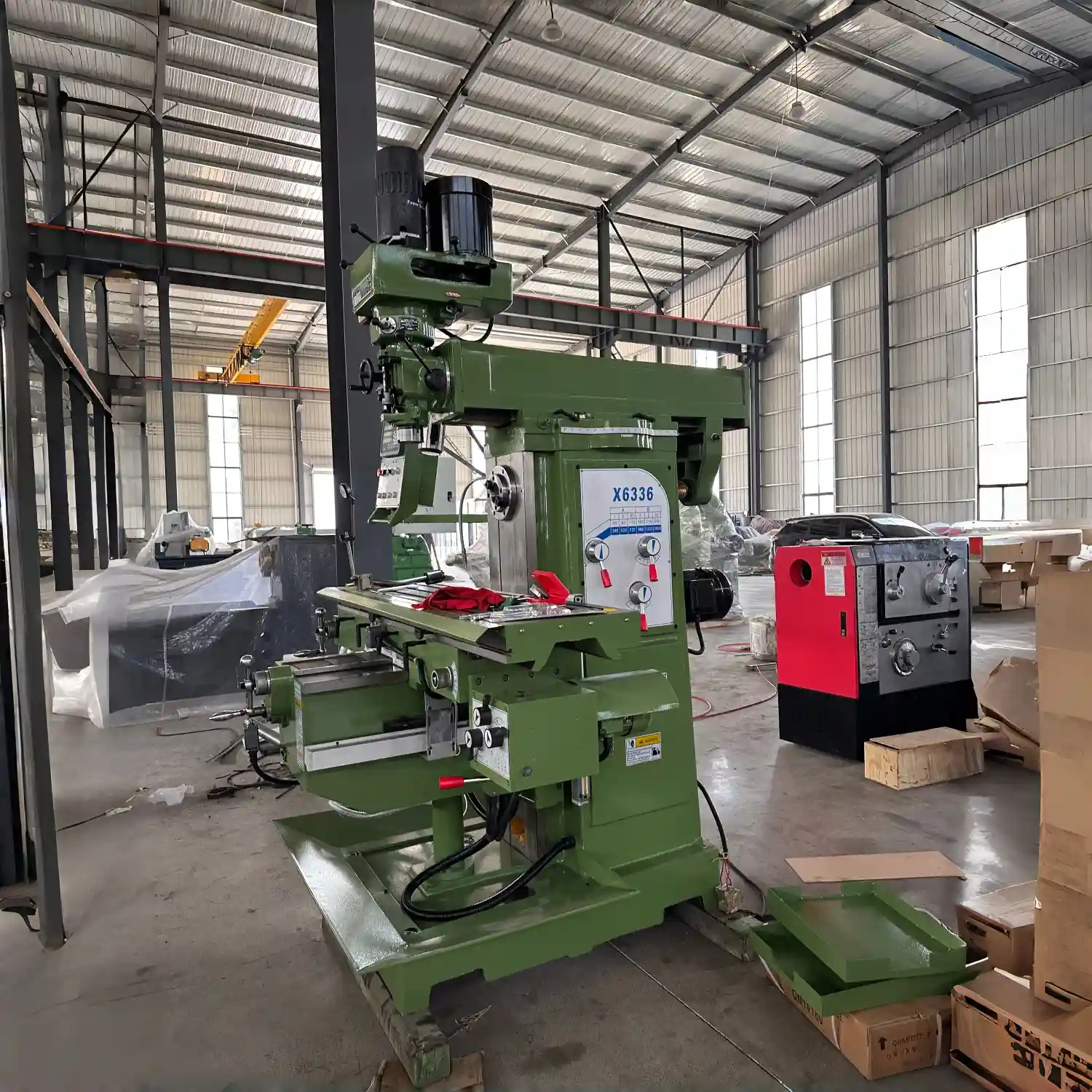 X6336 Universal Milling Machine | 1500x360mm Table area | XYZ Axis Automatic Feed | pneumatic Spindle (5HP Vertical / 4kW Horizontal) - Image 3